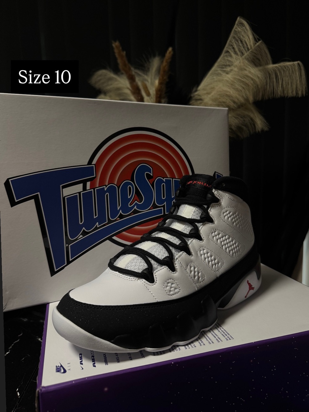 Jordan Mens White and Black Retro Basketball Sneakers